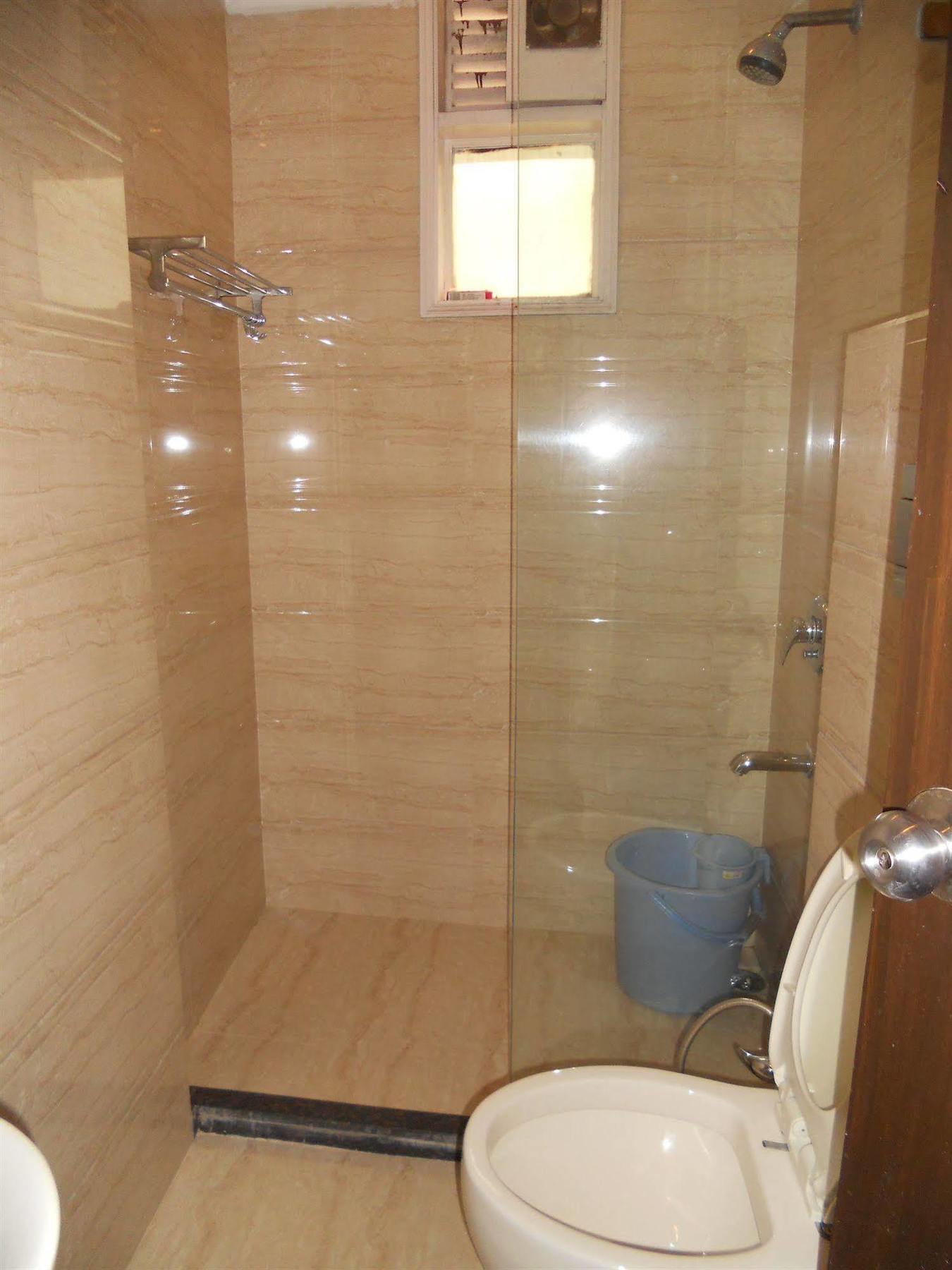 Amax Inn New Delhi Bagian luar foto