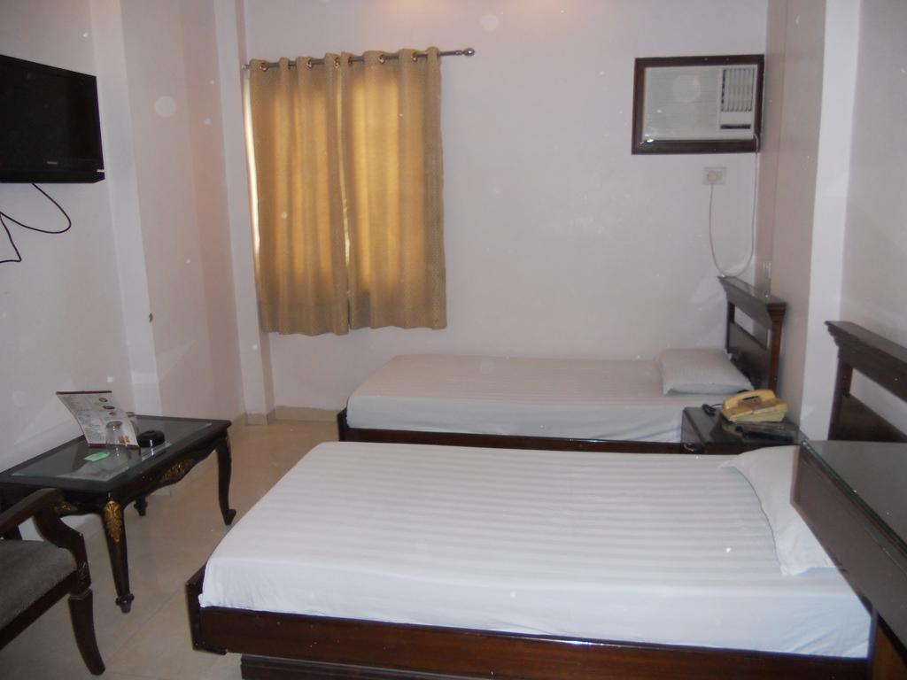 Amax Inn New Delhi Ruang foto